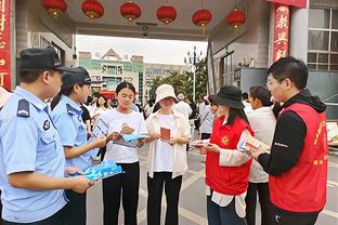 稳坐首发！太阳官方祝贺格雷森-阿伦生涯得分达到3000分！